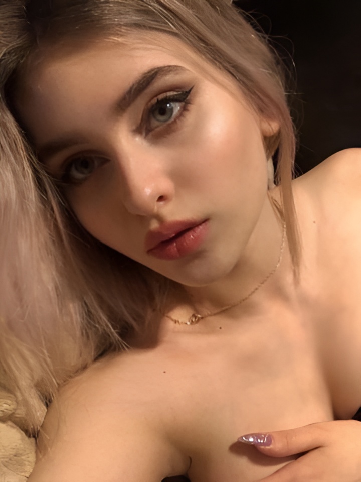 Индивидуалка Владлена, доступна для личного знакомства от 10000 руб