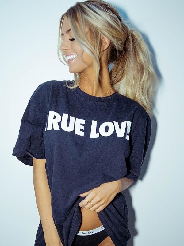 Дарина привлекательная девушка из Каширы цена от 3000 руб